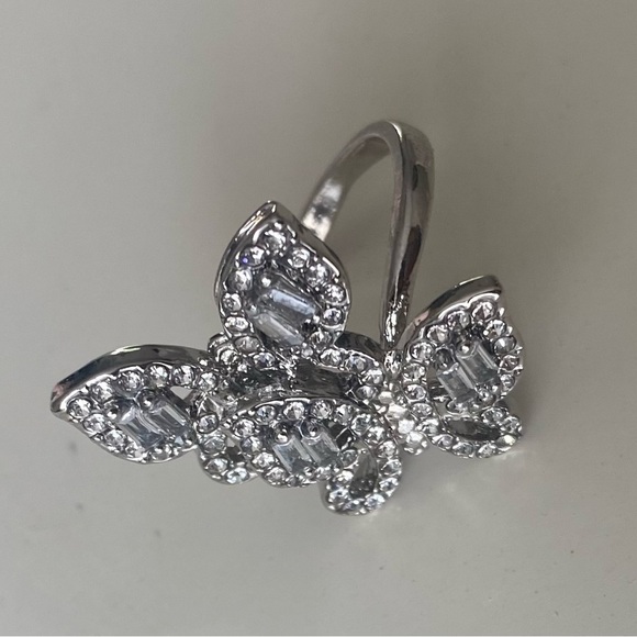 Butterfly Rhinestone Ring - Picture 3 of 3